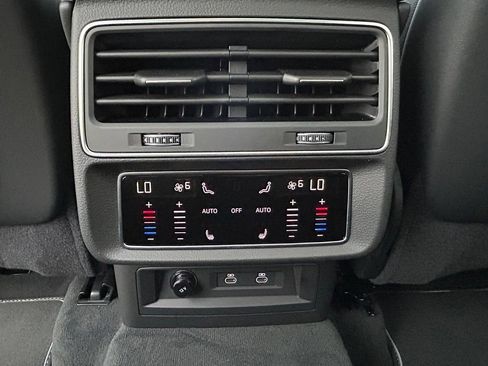 New 2026 Audi Q7 3.0T Premium Plus AWD/4WD image 53