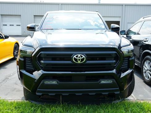 Used 2026 Toyota Tacoma SR5 RWD image 2