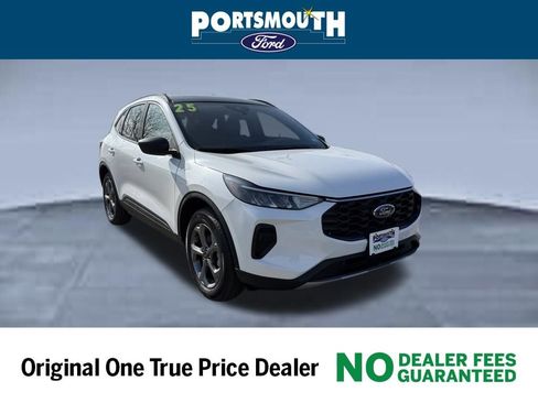 Used 2025 Ford Escape ST-Line w/ Tech Pack #1 image 1