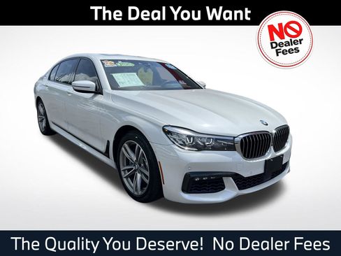 Used 2018 BMW 740e xDrive w/ M Sport Package AWD/4WD image 1