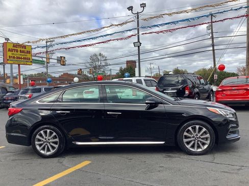 Used 2016 Hyundai Sonata Limited w/ Option Group 04 FWD image 6