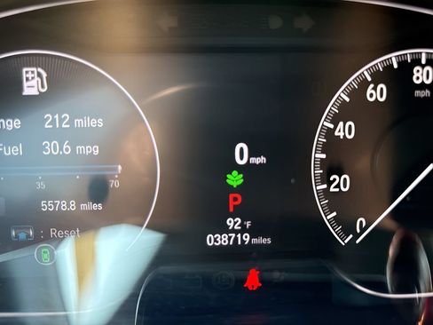 Used 2022 Honda Accord Sport image 22