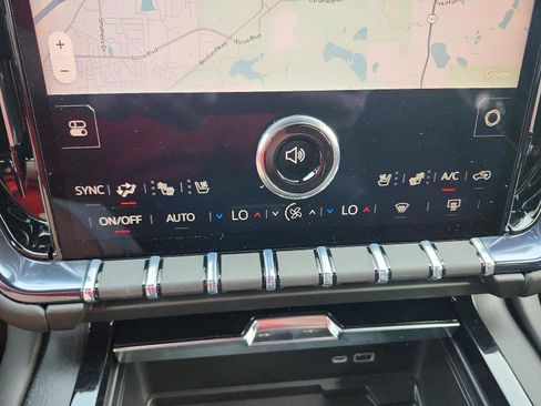 New 2026 GMC Yukon AT4 Ultimate AWD/4WD image 18
