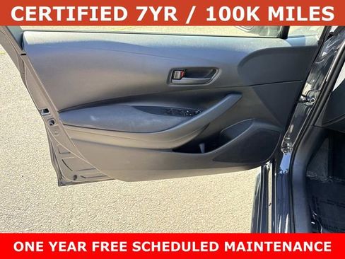 Used 2025 Toyota Corolla LE FWD image 13