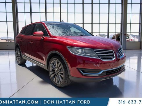 Used 2016 Lincoln MKX Reserve w/ Technology Package AWD/4WD image 32