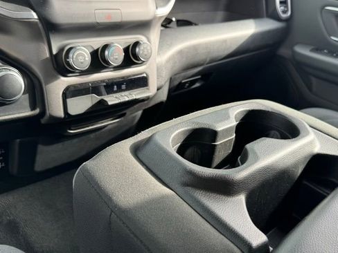 Used 2019 RAM 1500 Big Horn image 22