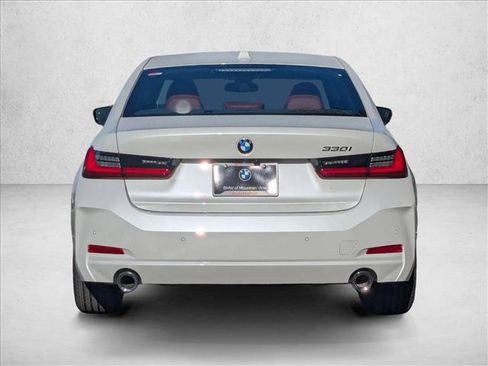 Used 2026 BMW 330i Sedan w/ Premium Package RWD image 7