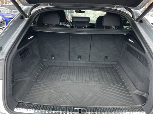 Used 2021 Audi Q8 Premium Plus w/ Premium Plus Package image 21