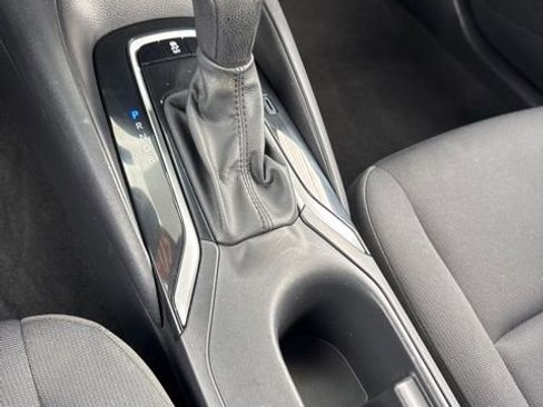 Certified 2024 Toyota Corolla LE image 28