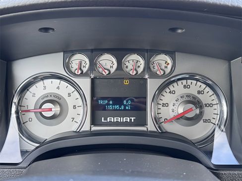 Used 2010 Ford F150 Lariat image 8