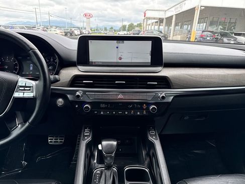 Certified 2022 Kia Telluride SX w/ SX Prestige Package AWD/4WD image 26