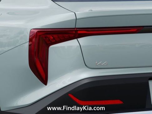 New 2026 Kia K4 FWD image 14