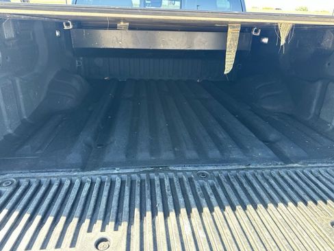 Used 2024 Nissan Titan PRO-4X w/ Pro-4x Convenience Package AWD/4WD image 17