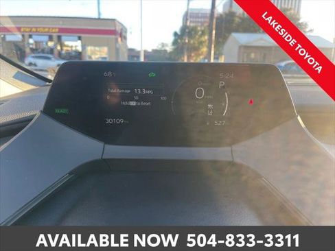 Certified 2023 Toyota Prius LE FWD image 33