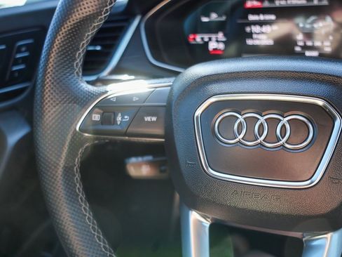 Used 2023 Audi SQ5 Prestige w/ Prestige Package image 12