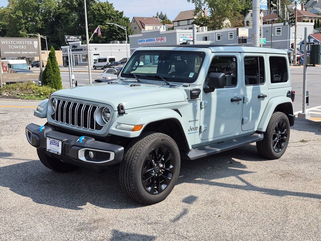 Used 2024 Jeep Wrangler Unlimited Sahara w/ Safety Group AWD/4WD image 1