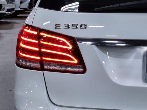 Used 2014 Mercedes-Benz E 350 4MATIC Luxury Wagon image 20