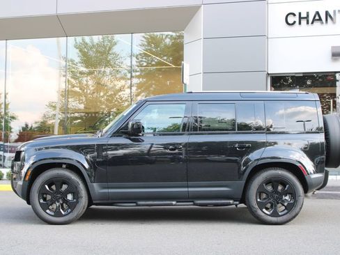 New 2026 Land Rover Defender 110 S AWD/4WD image 6