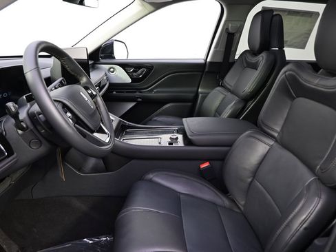 New 2026 Lincoln Aviator Reserve image 13