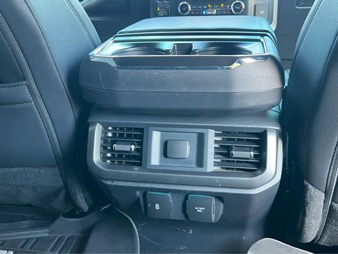 Certified 2025 Ford F150 Lariat w/ Equipment Group 501A Mid image 24