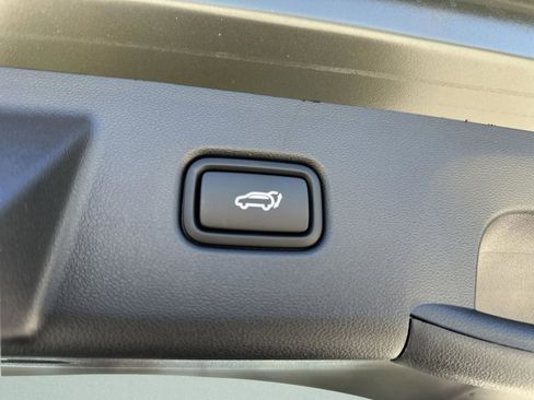 New 2025 Hyundai Tucson SEL image 9