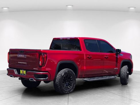 Used 2025 GMC Sierra 1500 AT4 w/ AT4 Premium Package AWD/4WD image 4