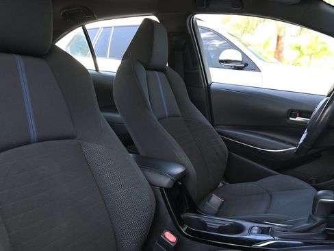 Used 2021 Toyota Corolla SE image 15