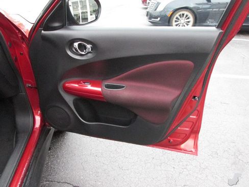 Used 2012 Nissan Juke SL image 34