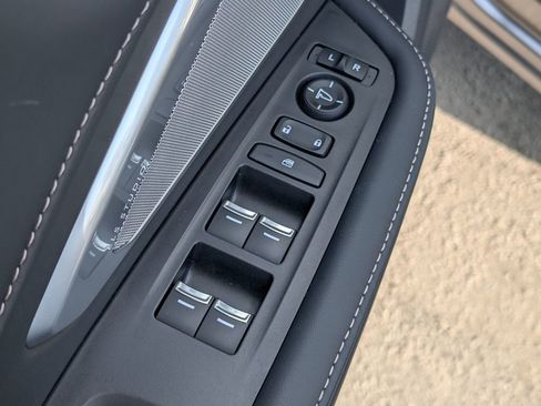 Used 2025 Acura RDX SH-AWD w/ Technology Package image 20