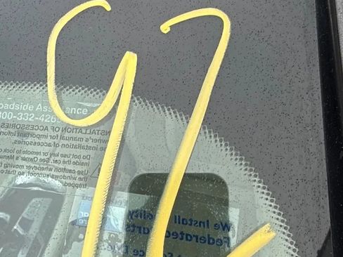 Used 2016 BMW 750i xDrive image 31