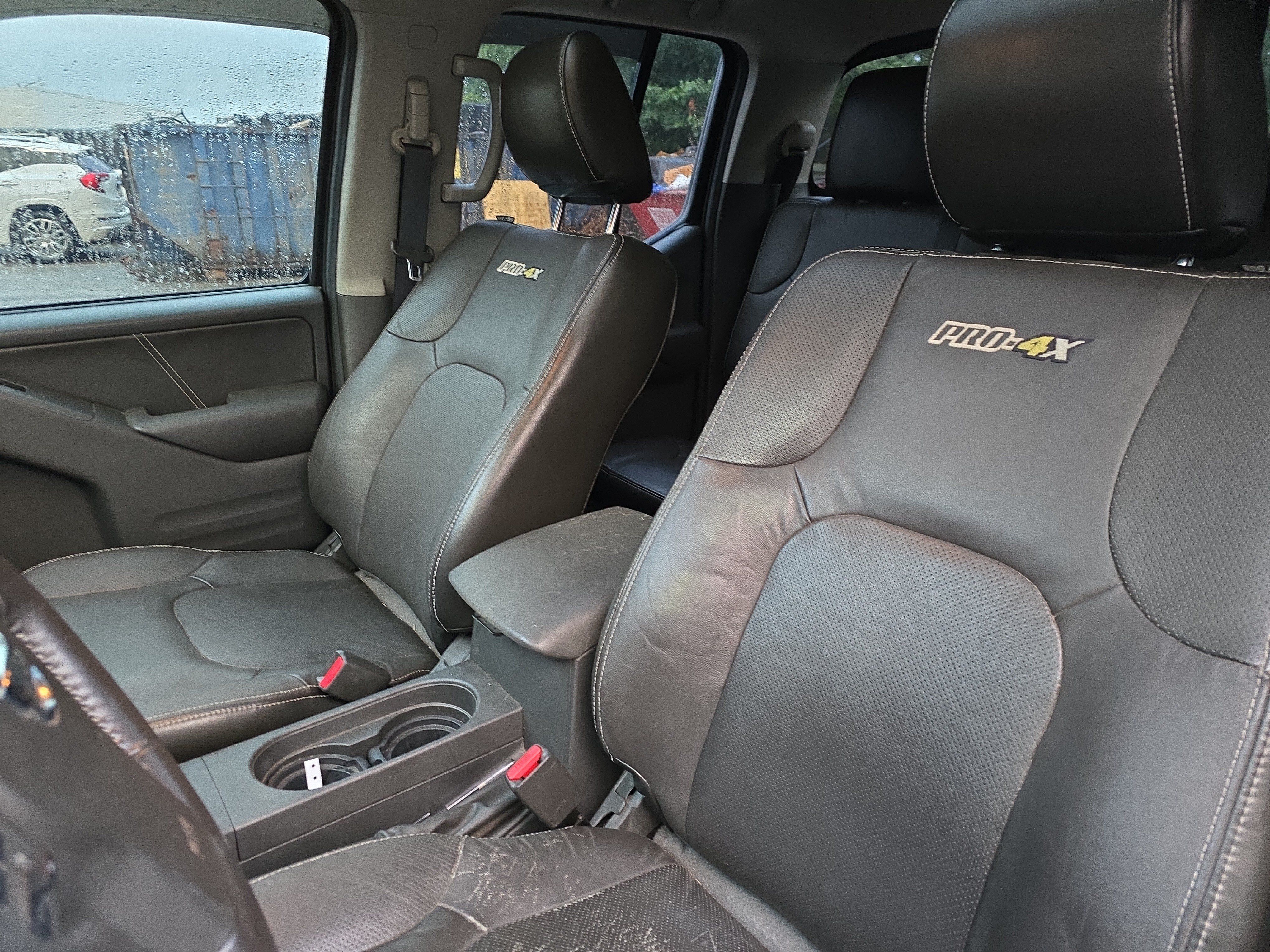 Used 2016 Nissan Frontier PRO-4X w/ Pro-4x Luxury Package AWD/4WD image 14