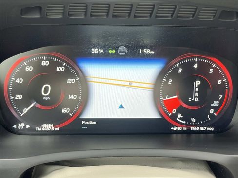 Used 2022 Volvo XC90 T6 Momentum w/ Climate Package image 37