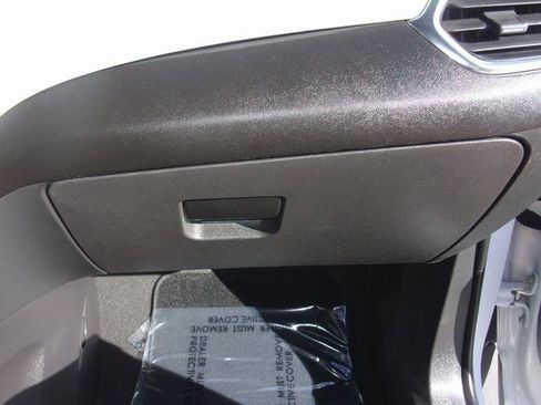 Used 2023 Chevrolet Equinox LS w/ LS Convenience Package image 33