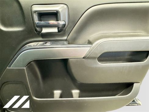 Used 2019 Chevrolet Silverado 1500 LT image 30