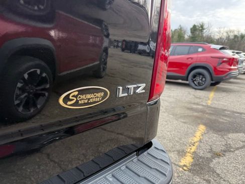 Used 2021 Chevrolet Silverado 1500 LTZ w/ LTZ Convenience Package II image 12