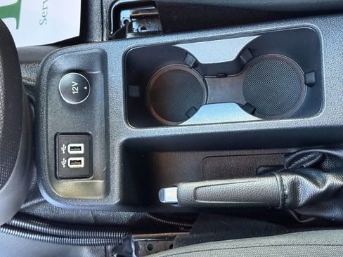 Used 2020 Ford Transit Connect XL image 27