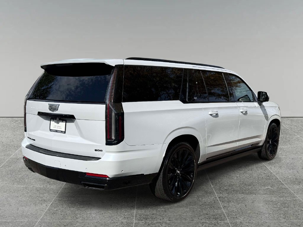 Used 2026 Cadillac Escalade ESV Platinum Sport w/ LPO, ONYX Package AWD/4WD image 10