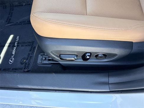 Certified 2025 Lexus UX 300h FWD w/ Accessory Package (Z1) image 12