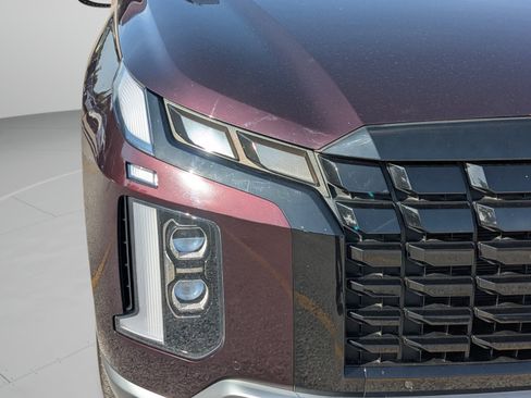 Used 2023 Hyundai Palisade Limited w/ Cargo Package FWD image 36