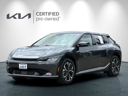 Certified 2024 Kia EV6 Wind RWD image 8