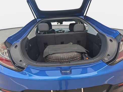 Used 2017 Chevrolet Volt LT w/ Comfort Package FWD image 12