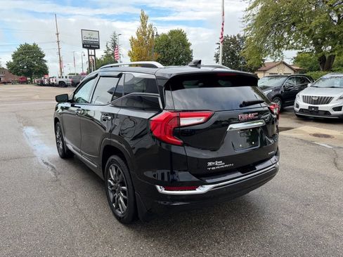 Certified 2024 GMC Terrain Denali w/ Black Diamond Edition AWD/4WD image 7