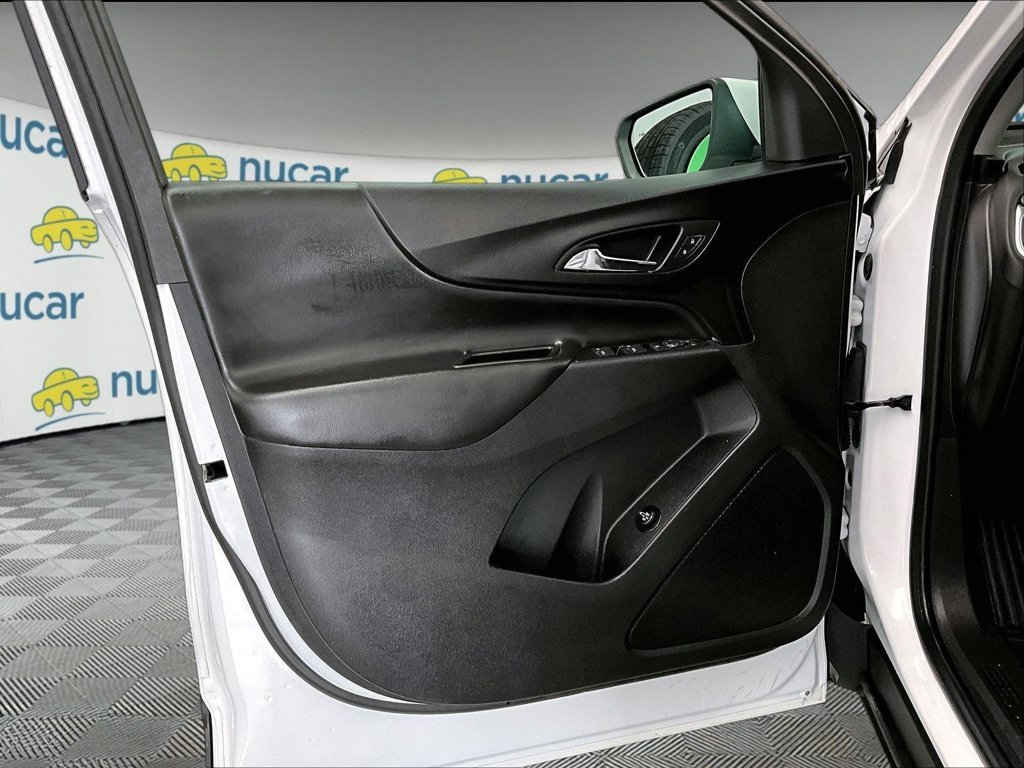 Used 2024 Chevrolet Equinox LT AWD/4WD image 9