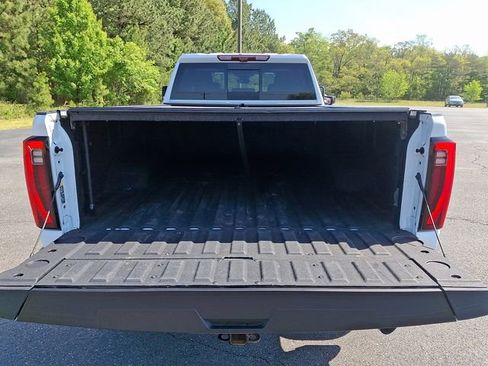Certified 2024 GMC Sierra 2500 Denali w/ Denali Reserve Package AWD/4WD image 28