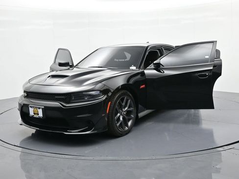 Used 2022 Dodge Charger R/T w/ Blacktop Package image 26