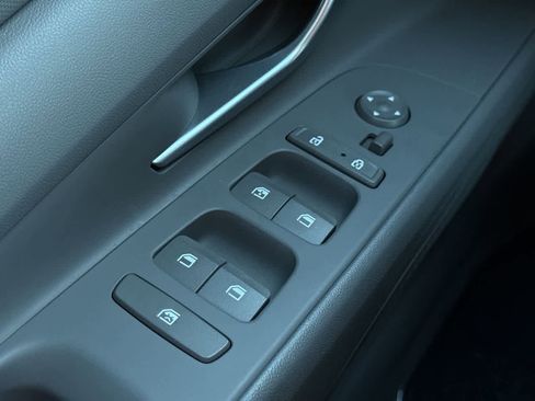 Used 2023 Hyundai Elantra SEL w/ Convenience Package image 22