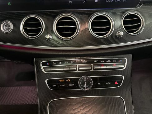 Used 2019 Mercedes-Benz E 300 w/ Premium 1 Package image 36
