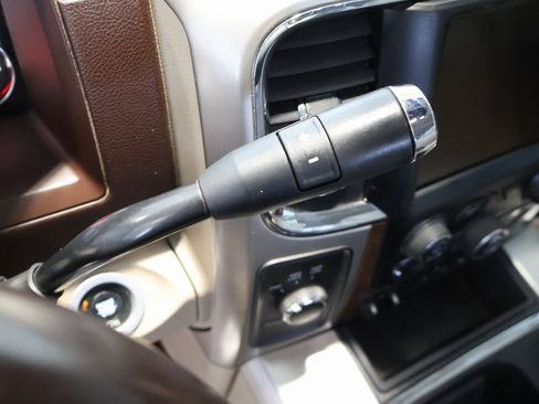 Used 2017 RAM 3500 Laramie image 22