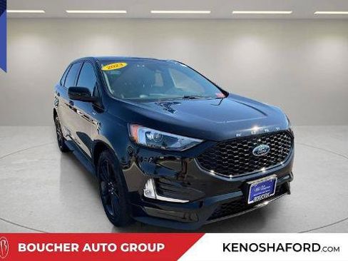 Certified 2023 Ford Edge ST-Line w/ Class II Trailer Tow Package AWD/4WD image 3