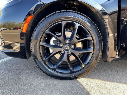 New 2026 Chrysler Pacifica Select image 12